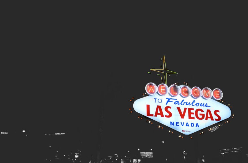  Bright Lights, Little City: My Top 7 Tips for Visiting Las Vegas Solo